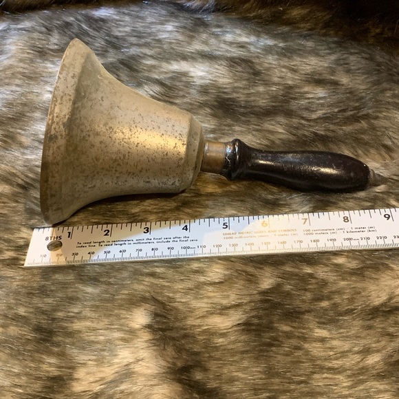 Silver school bell - Picture 2 of 4